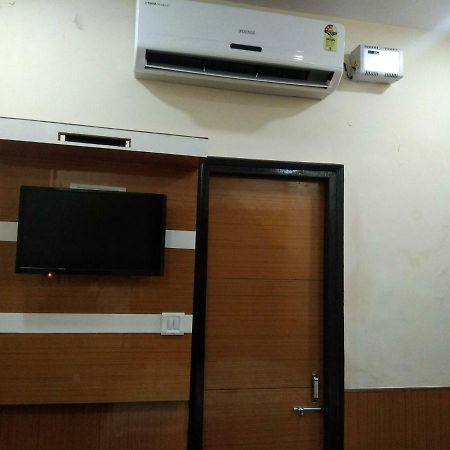 Silver Palace Hotel نيودلهي المظهر الخارجي الصورة