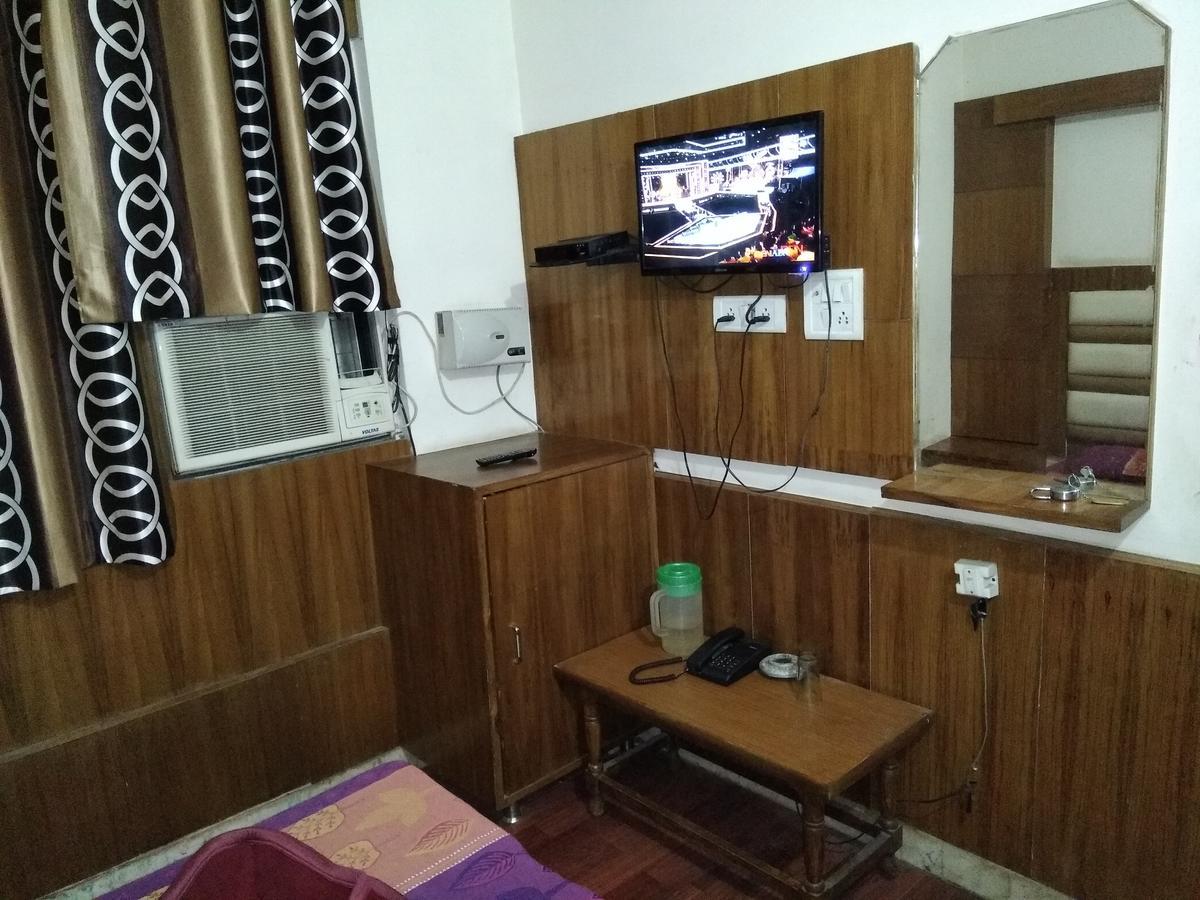 Silver Palace Hotel نيودلهي المظهر الخارجي الصورة