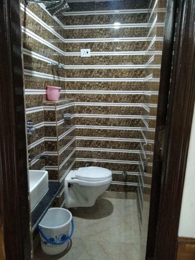 Silver Palace Hotel نيودلهي المظهر الخارجي الصورة