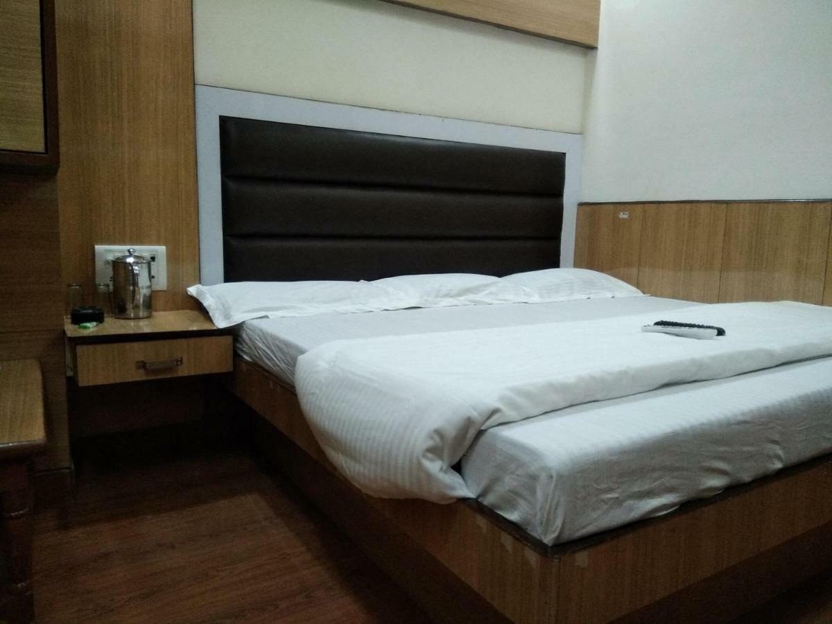 Silver Palace Hotel نيودلهي المظهر الخارجي الصورة