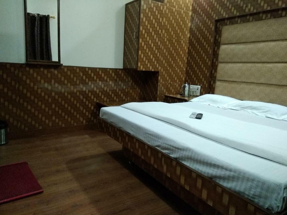 Silver Palace Hotel نيودلهي المظهر الخارجي الصورة